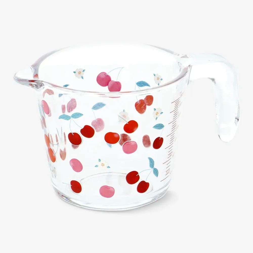 Messbecher mit Beerenaufdruck