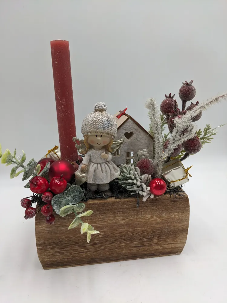 Weihnachtsgesteck Kugel Engel Haus rot
