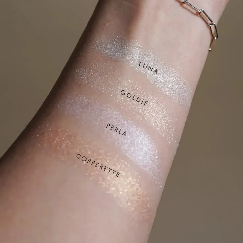 Essentials Face Illuminator Perla