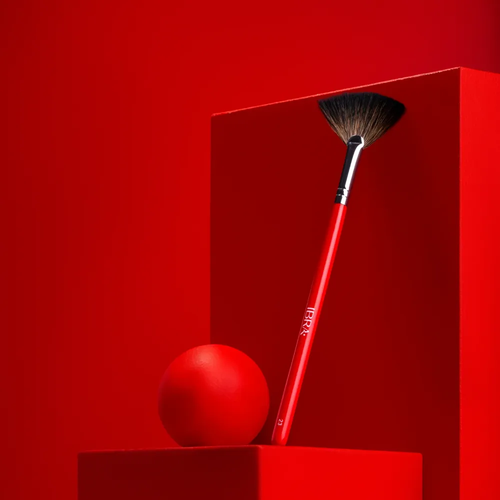 IBRA Makeup Rouge- und Glanzlichtpinsel Nr. 23