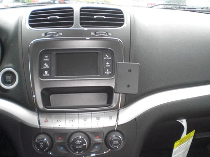 ProClip Fahrzeughalter 854652 - Winkelbefestigung- NUR für Modelle mit 4,3" Display - Dodge Journey 11-23, Fiat Freemont 1...