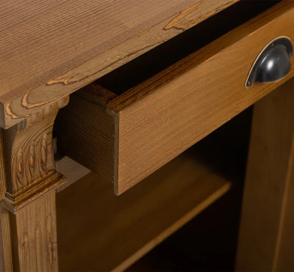 Kleine Kommode aus Massivholz - Nachttisch mit Schublade