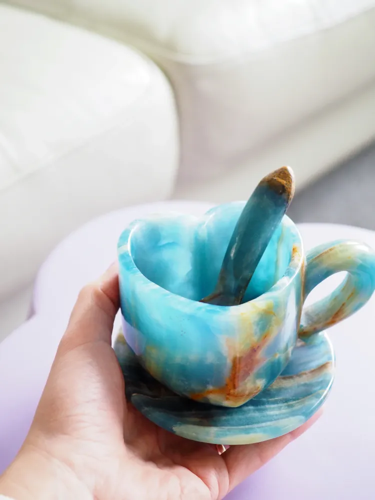 Deko Blaue Onyx / Blauer gebänderter Calcit Herz Tasse Kristall Becher mit Teller und Löffel SET . Blue Onyx / Calcite Hea...
