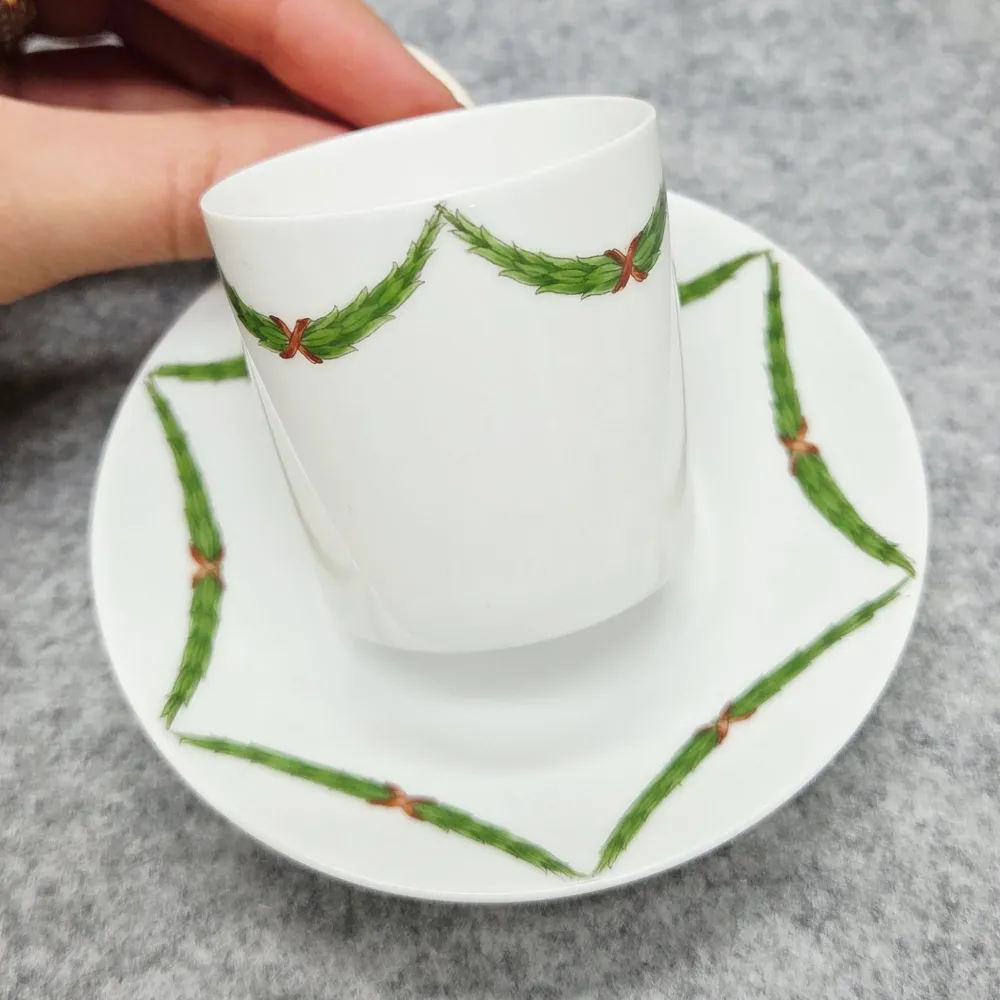 Wunderschöne Nymphenburg Espressotasse aus Porzellan (60 ml)