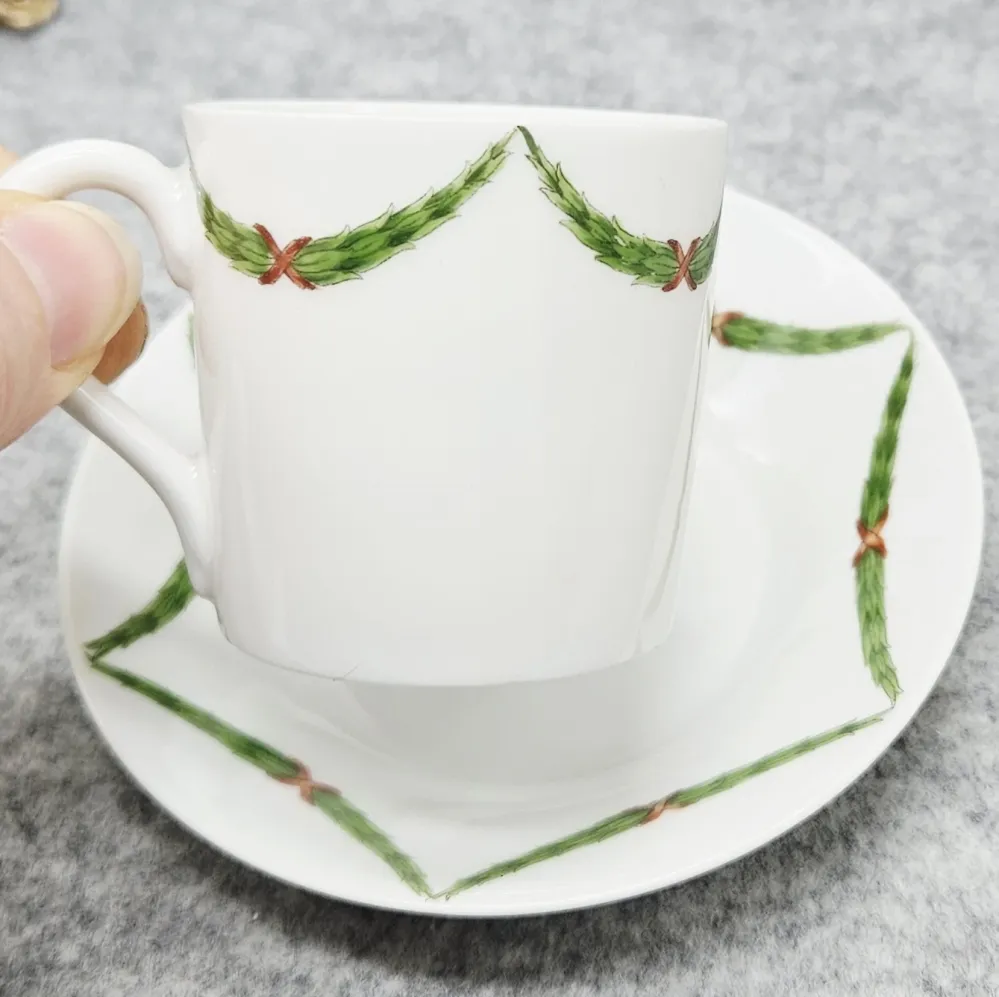 Wunderschöne Nymphenburg Espressotasse aus Porzellan (60 ml)