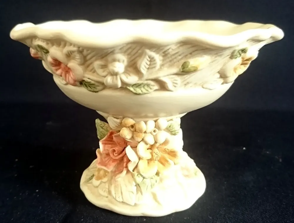2er Set EISDESSERT BECHER - Keramik / Steingut, Jugendstil Blumen Blüten Strauß Flora Relief Design Dekor