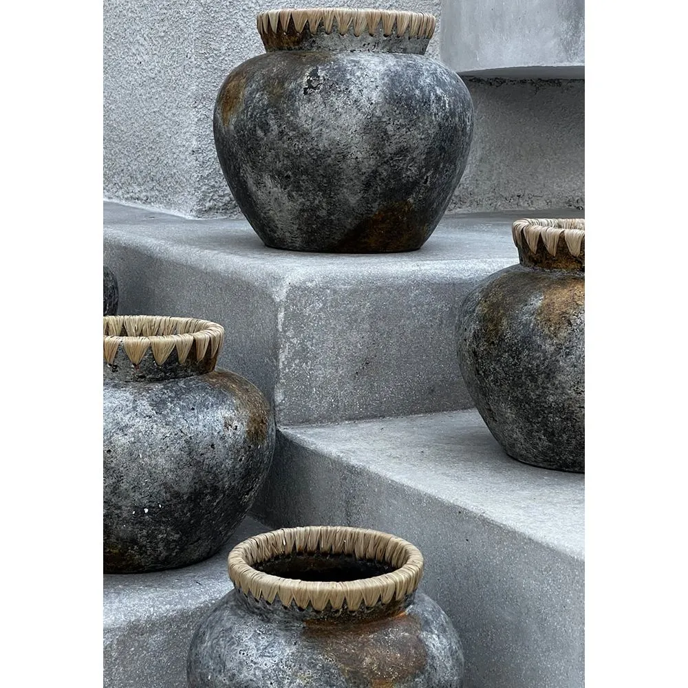Bazar Bizar Die stilvolle Vase-Antikes Grau-M