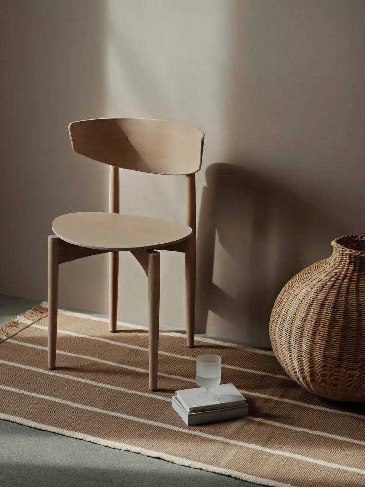 Bola Braided Floor Vase - Natural