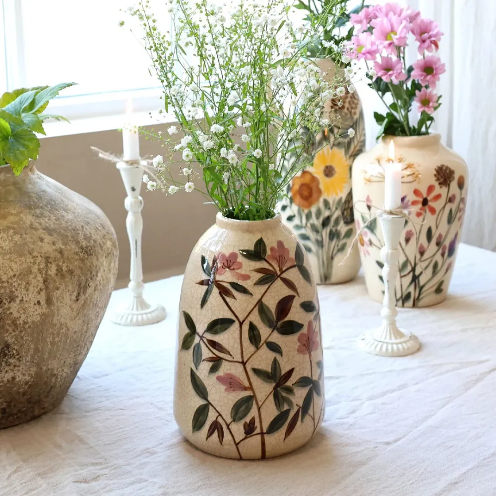 Chic Antique – Vase mit Blumenmotiv Creme – H26 cm Steingut