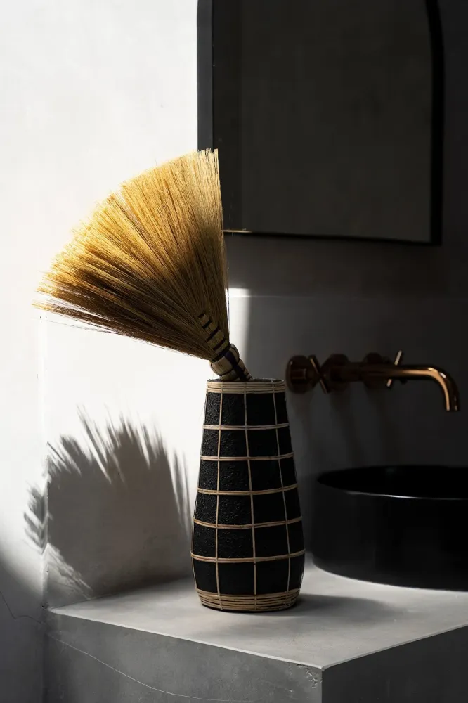Die süße Vase - Schwarz Natur - L