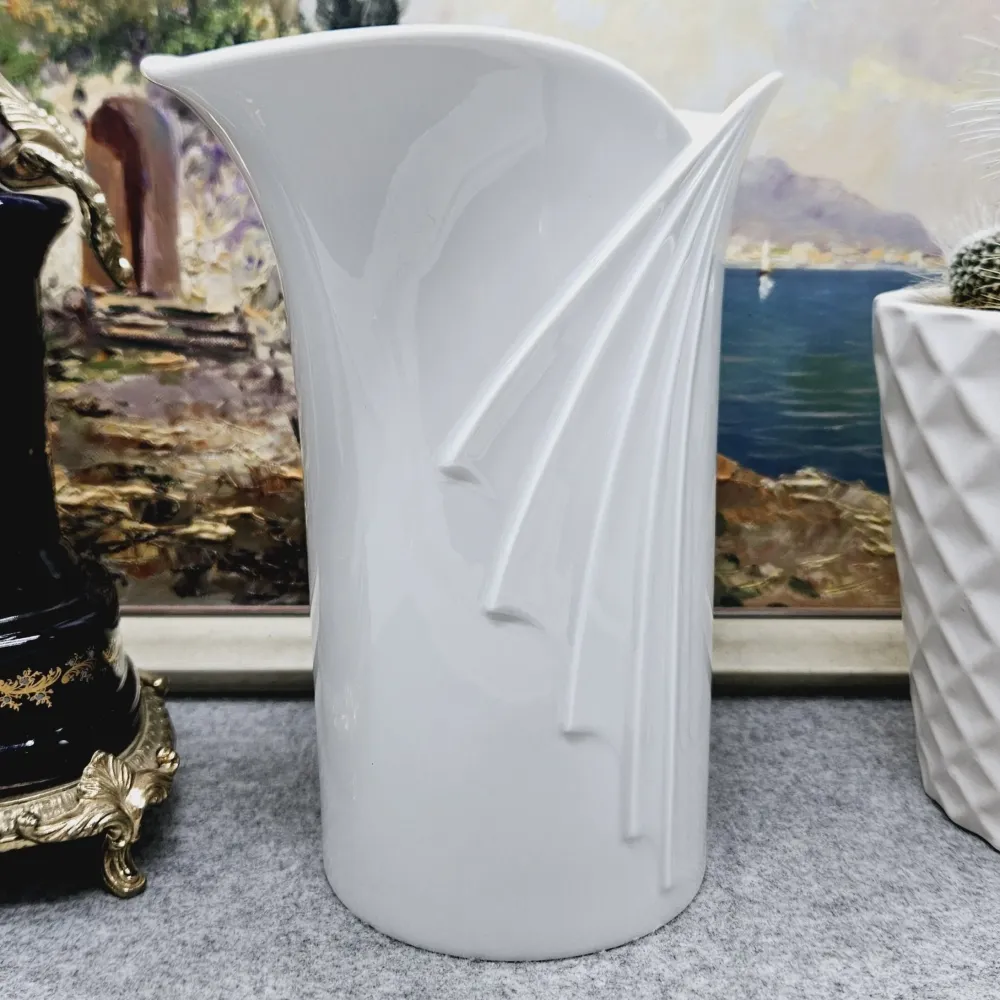 Exklusive, große, sehr praktische THOMAS Germany Vase aus weißem Porzellan
