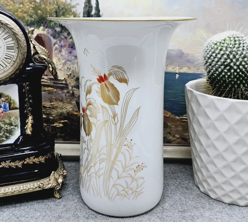 Große Vase (25,5 cm) aus weißem Porzellan, handdekoriert, von Schumann Arzberg