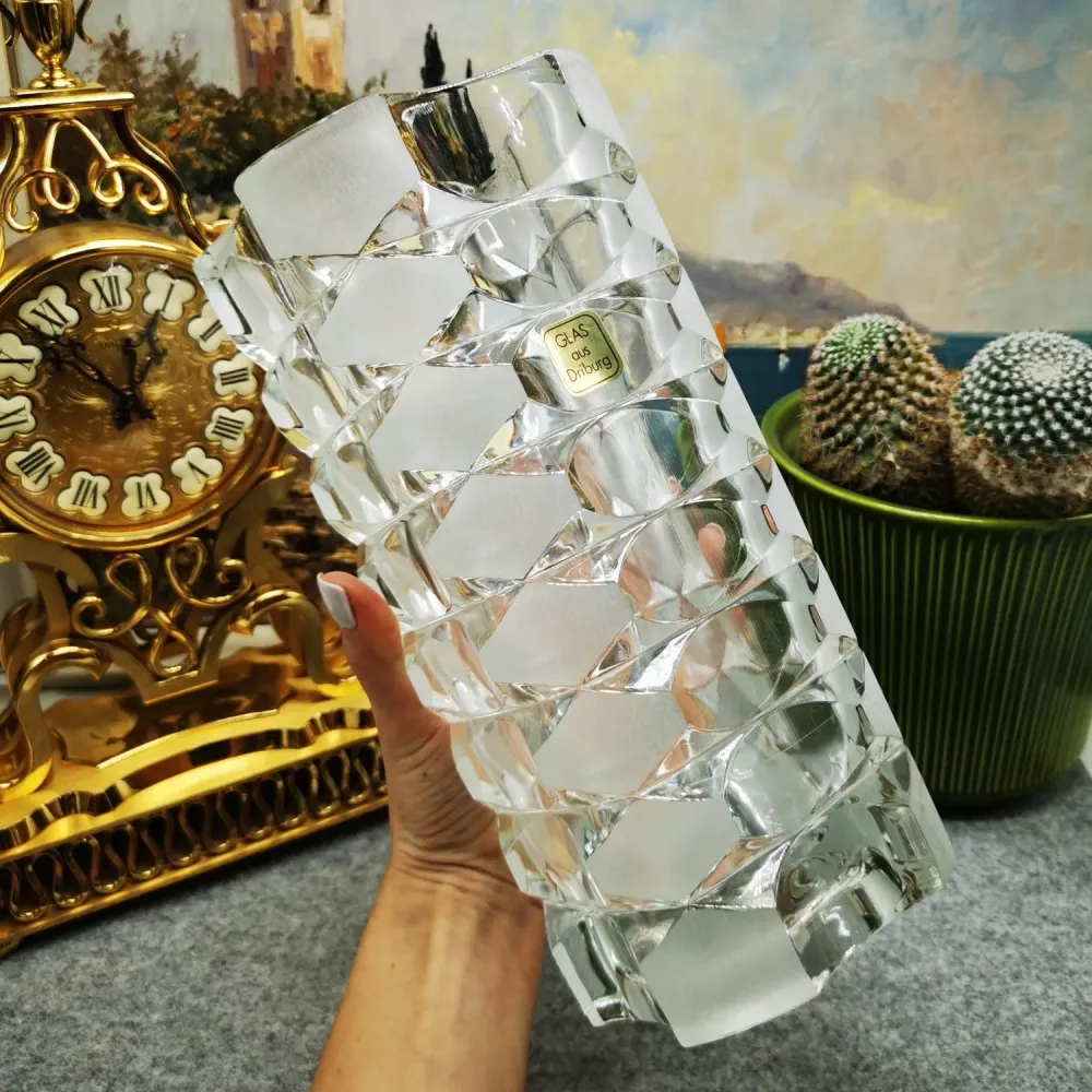 Handgeschnitzte Vase "Sabina Kristall"