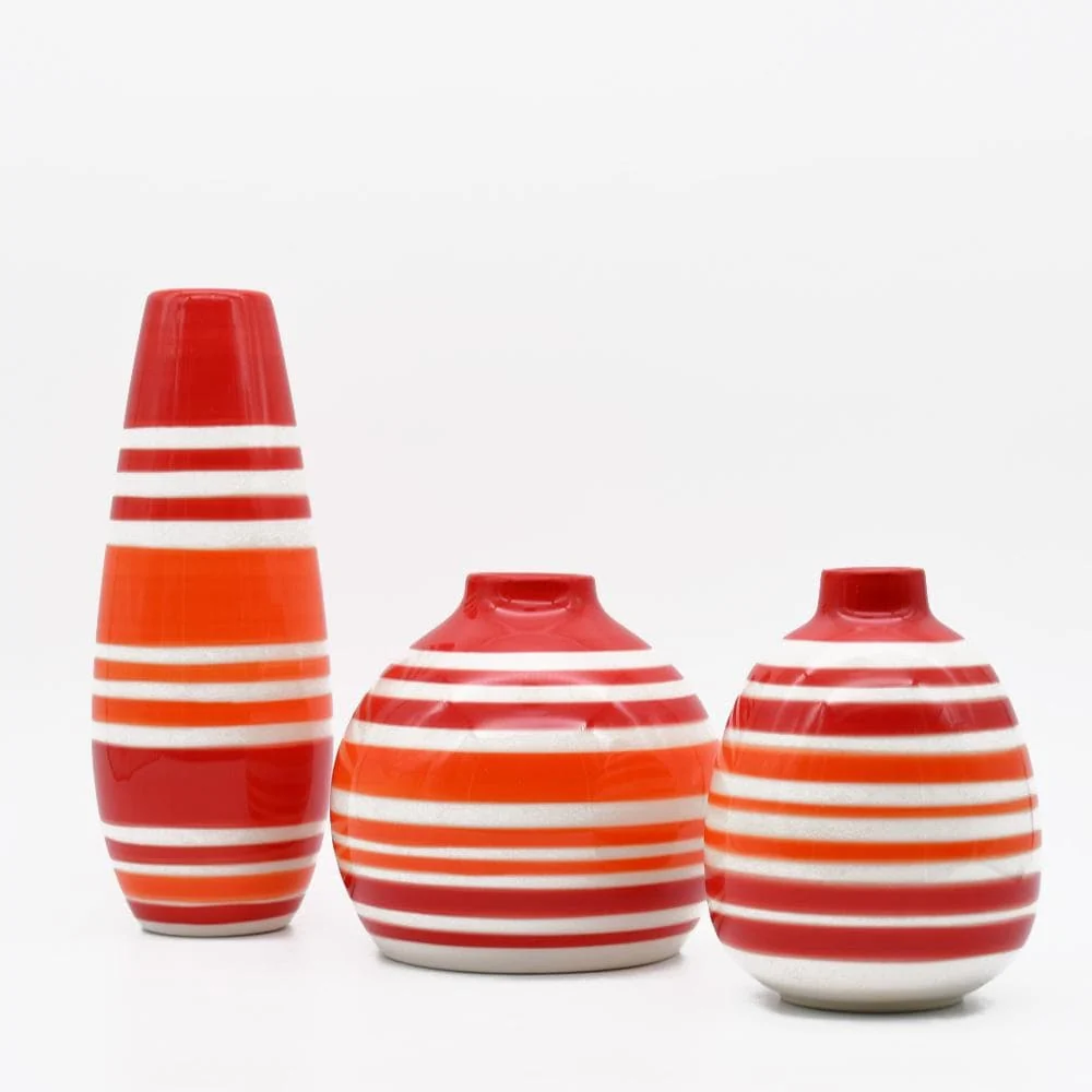 Ovale gestreifte Vase - Rot