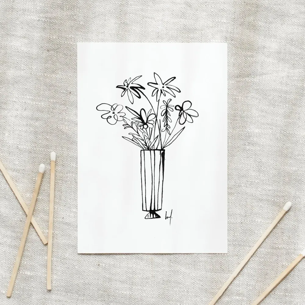 Postkarte - B/W Flower Vase