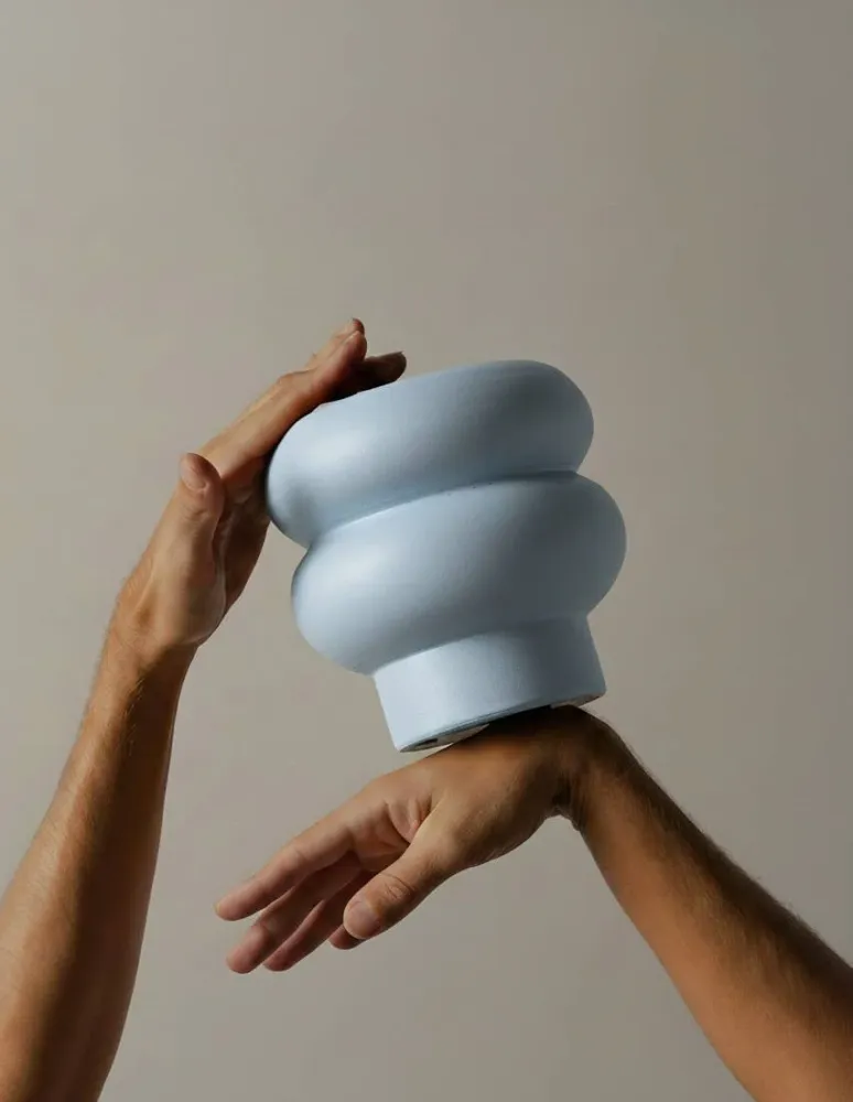 Ripple Vase Klein – Hellblau – Perfekt für Blumen – Neu