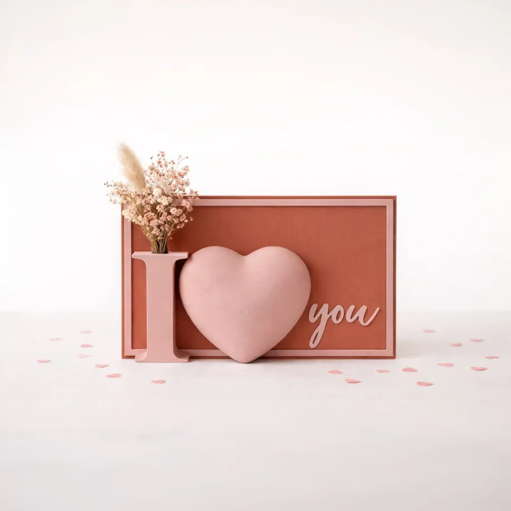 Selbststehende 3D-Postkarte „I ❤️ You“ mit Mini-Vase