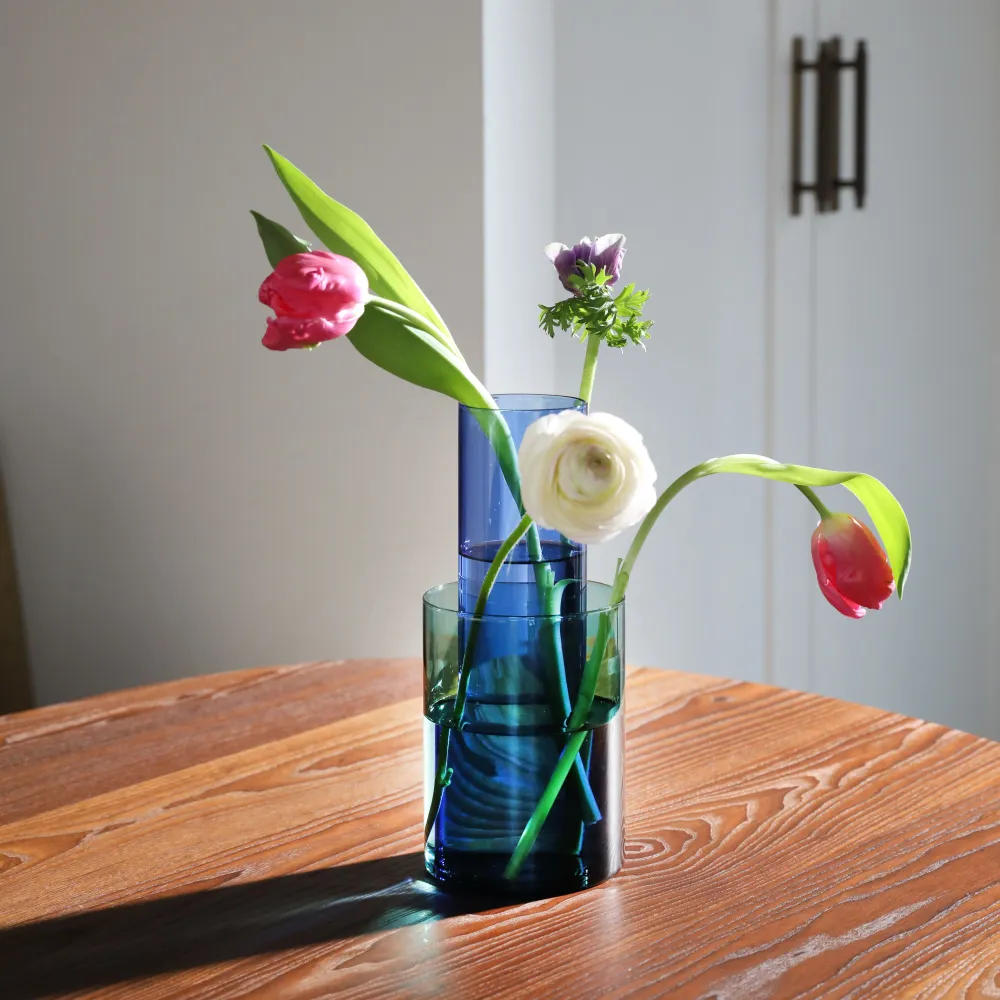 Vase AMPHI blau mit grünem