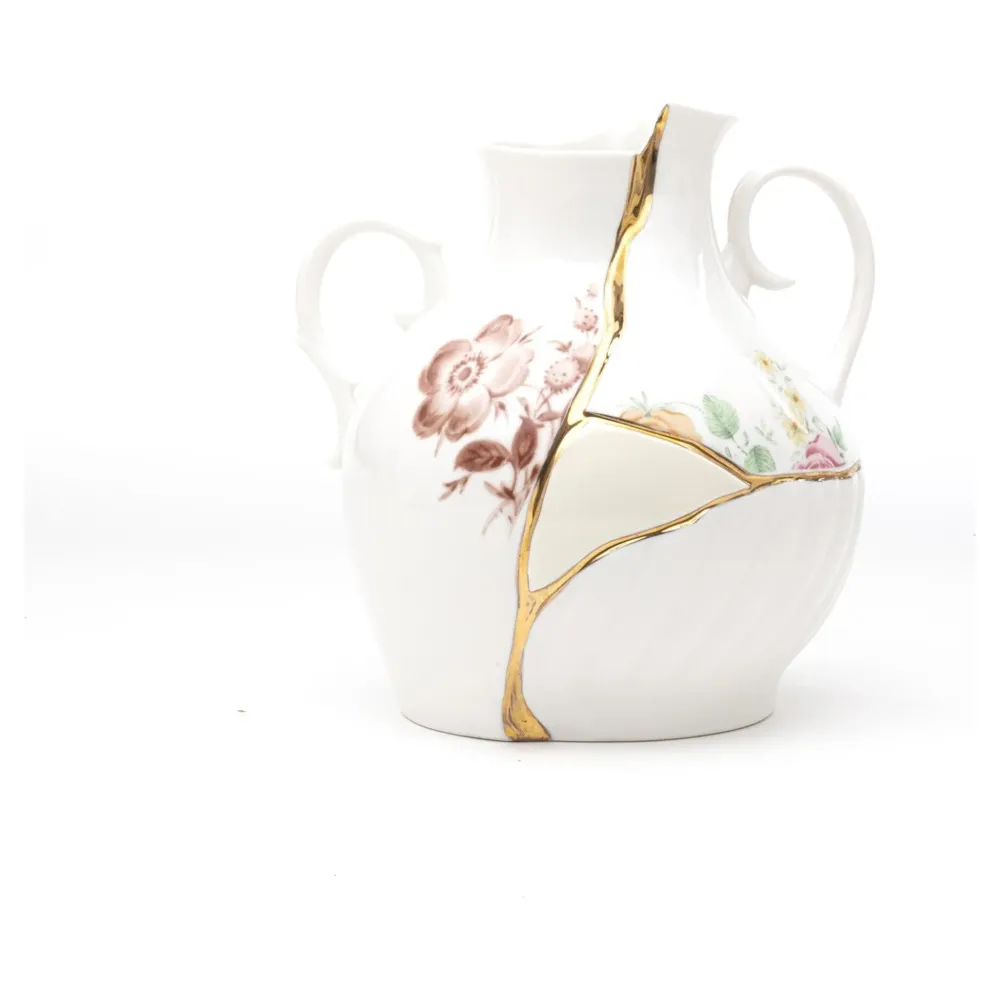 Vase KINTSUGI, Porzellan mit Goldapplikationen 18x16x19cm