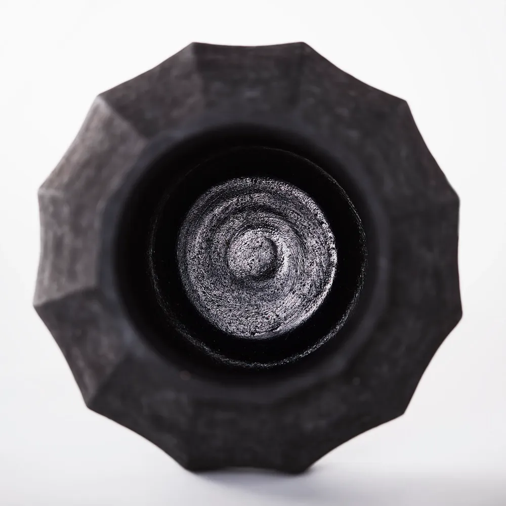 Vase WEDGES schwarze Keramik