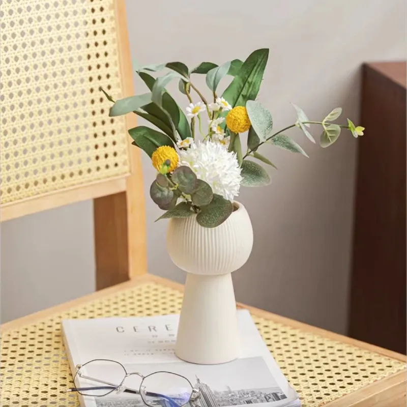 Vintage Creme INS Keramik Vase Gestreifte Kleine Vase Blume Anordnung Nordic Wohnzimmer Schlafzimmer Homestay Desktop Deko...