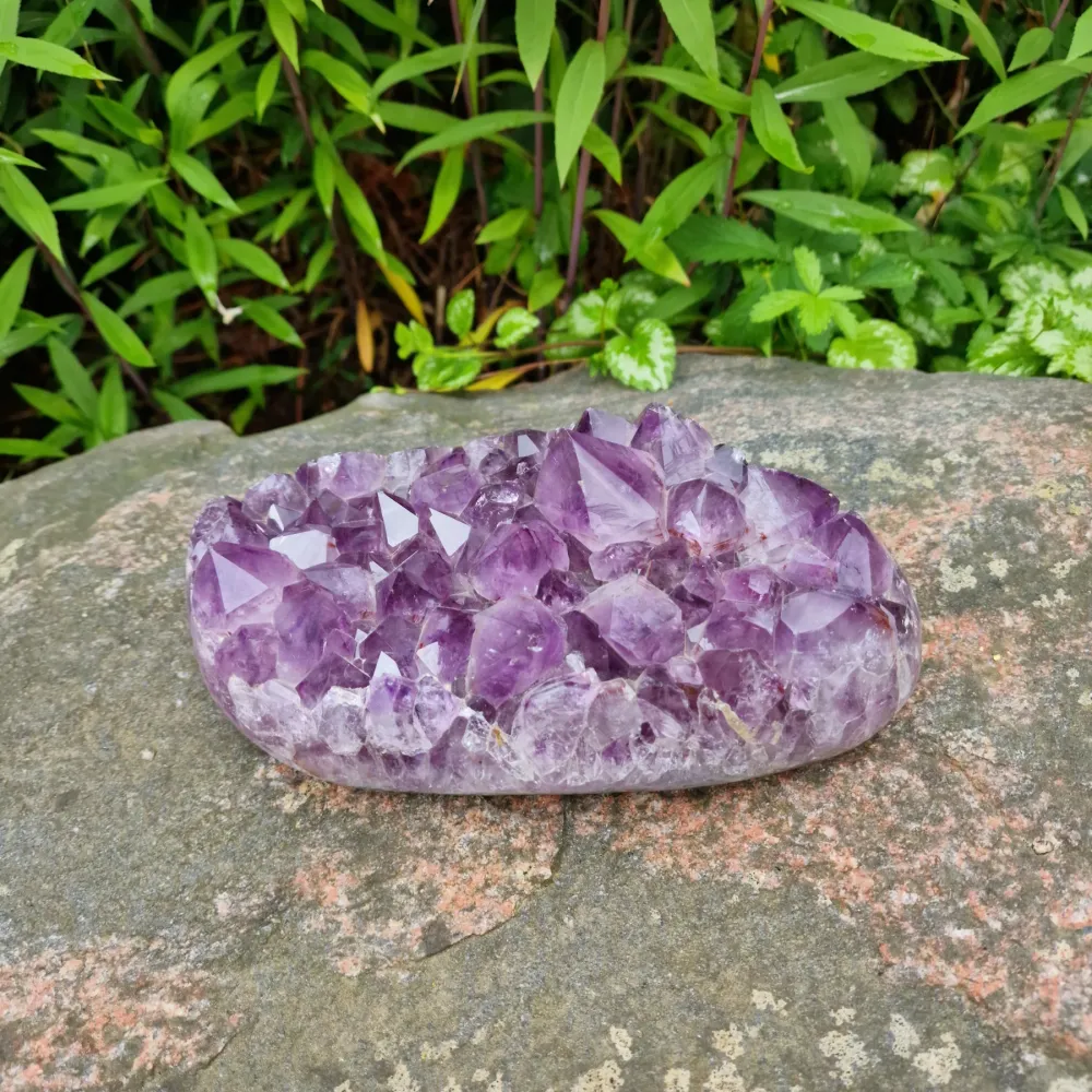 Amethyst Druse Teilstück Dekostein Drusenstück Amethystdruse Einzelstück poliert