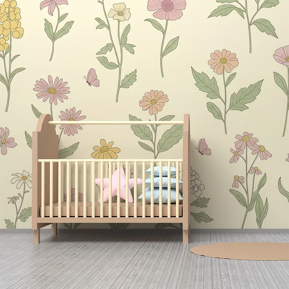 Babyzimmer Tapete | Zarte Blumen und Schmetterlinge auf pastellfarbenem Hintergrund