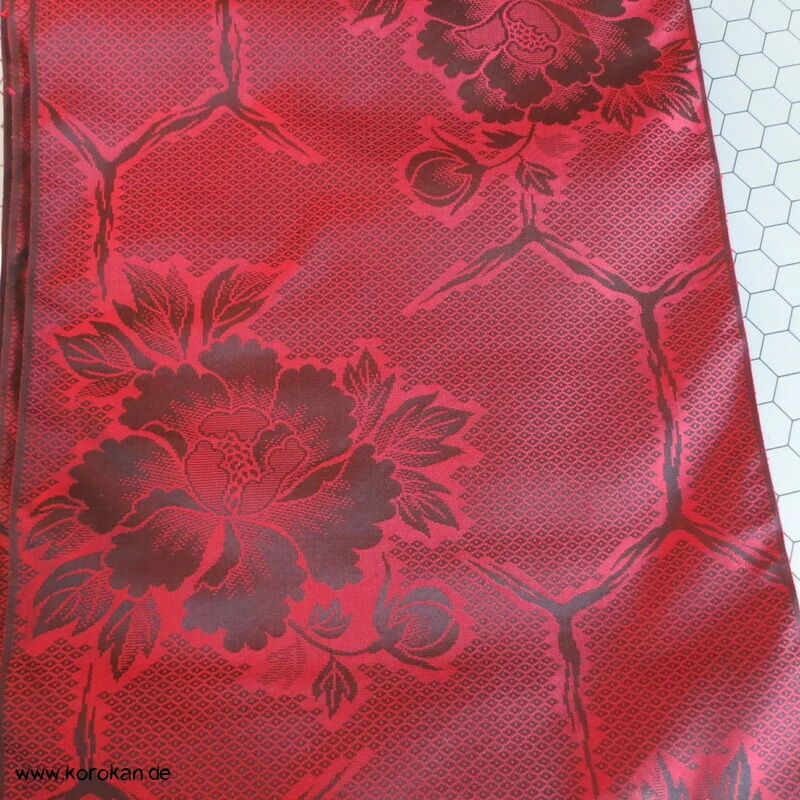Päonien und Kikko Kimono Seidenjacquard