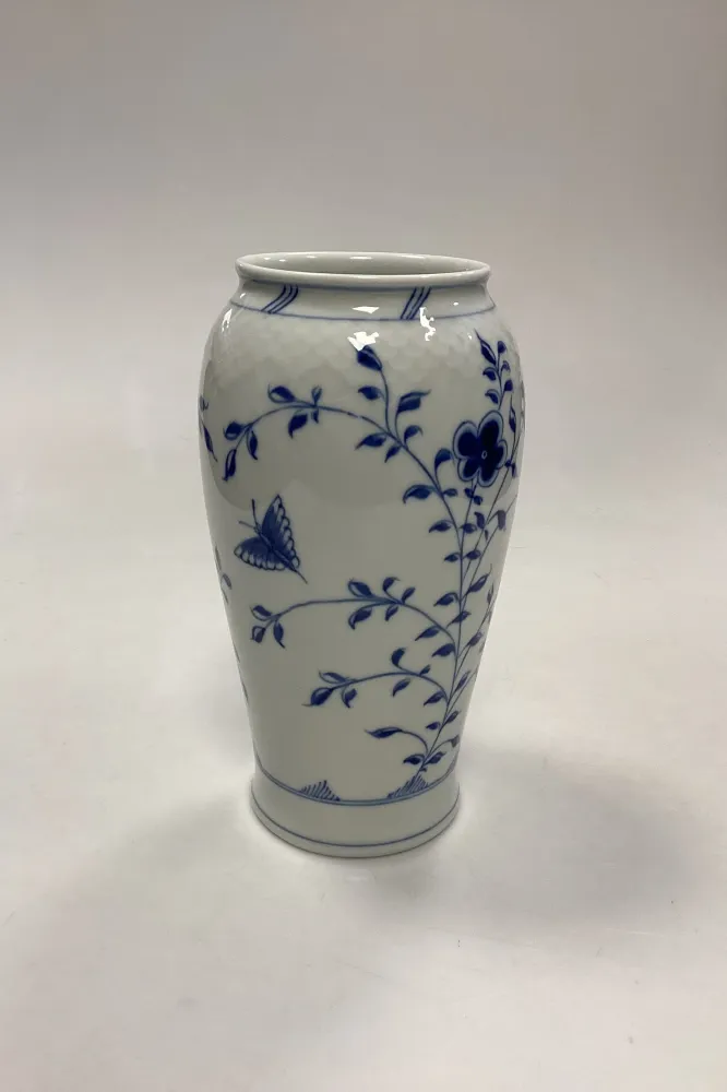 Bing og Grøndahl Sommerfugl Vase No. 682