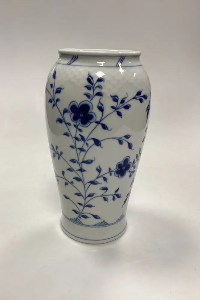 Bing og Grøndahl Sommerfugl Vase No. 682