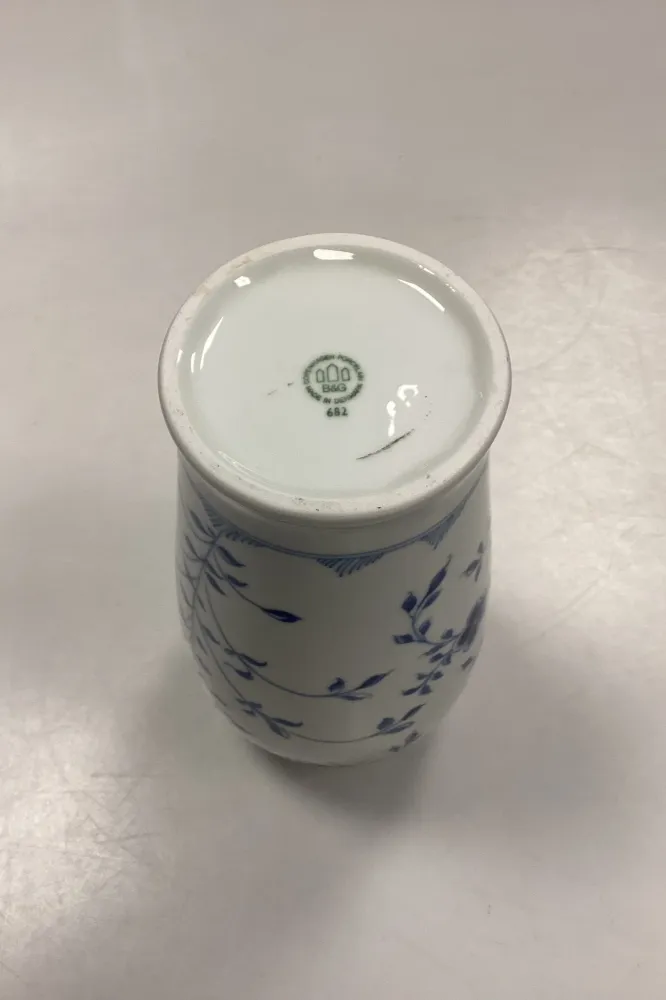 Bing og Grøndahl Sommerfugl Vase No. 682