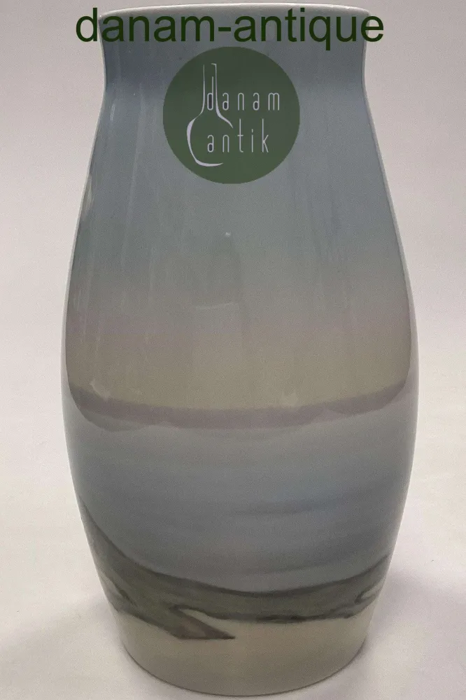 Bing og Grøndahl Vase - Træer ved vejen No. 8676/247