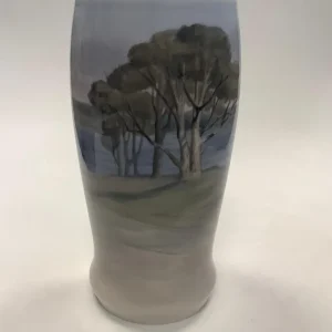Bing und Grondahl Jugendstil-Vase mit Landschaft. 7387/95