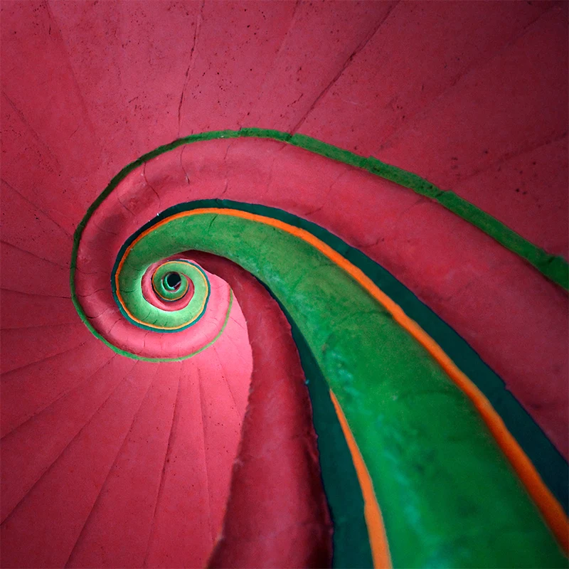 Coole spiralförmige Wandverkleidung für Schlafzimmer, Rosenrot und Grün, nach Maß gefertigt Clearhalo
