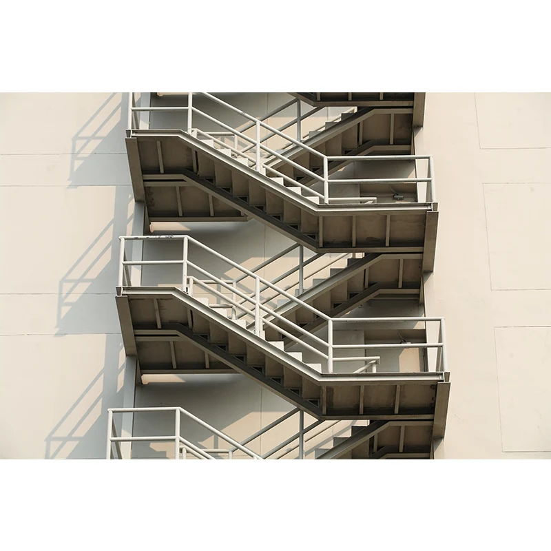 Ganze Zickzack-Treppen-Wandaufkleber, weiße Vlies-Wandverkleidung, schmutzabweisend, personalisierbar Clearhalo