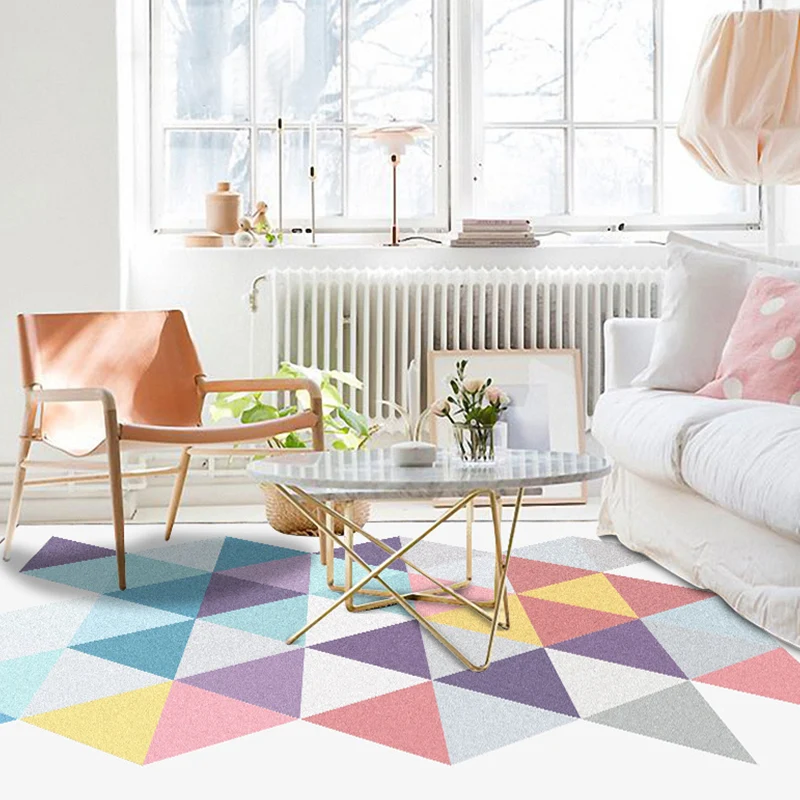 Moderner Wohnzimmerteppich Weiß mit geometrischem Dreiecksmuster, rutschfester, waschbarer Teppich aus Polyester Clearhalo