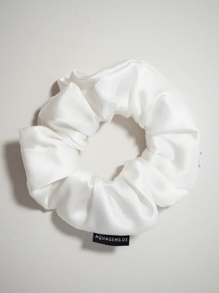 CRYSTAL SCRUNCHIE 100% Maulbeerseiden Haargummi mit Kristall Tasche - WEISS