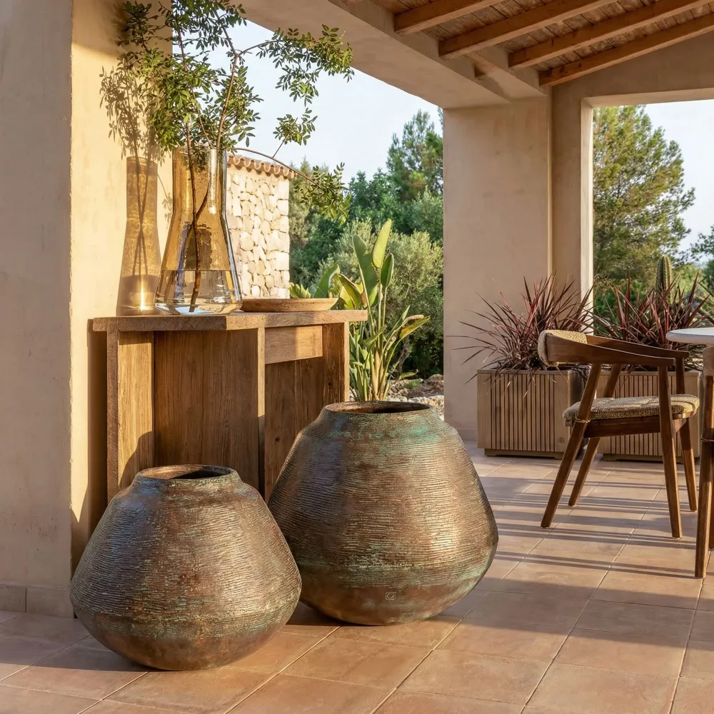 Design Vase Togo | Exklusive Messing Vase mit Patina