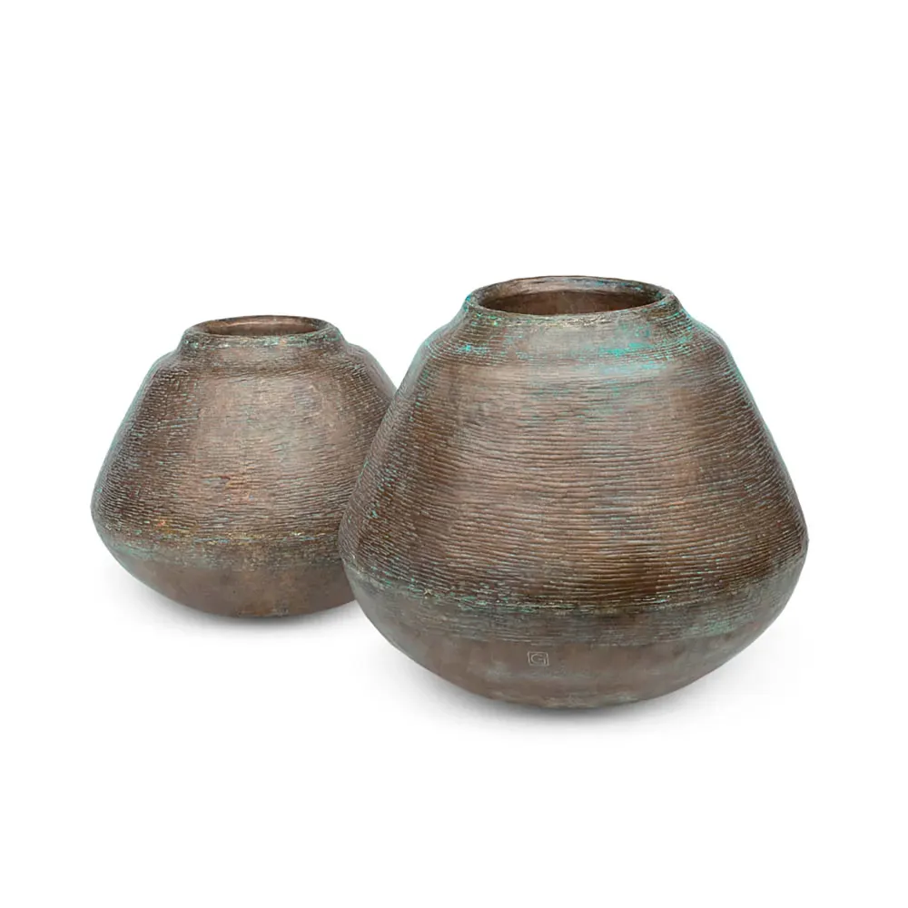 Design Vase Togo | Exklusive Messing Vase mit Patina