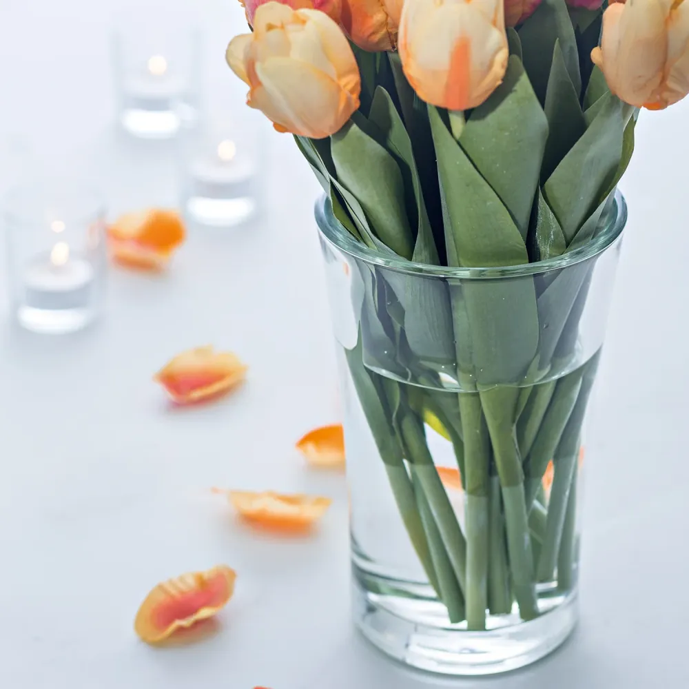 Glasvase BLOOM 22 cm geschwungener Form