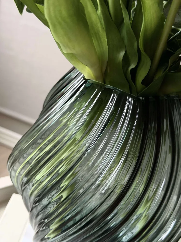 Grüne Vase - Mundgeblasenes Glas