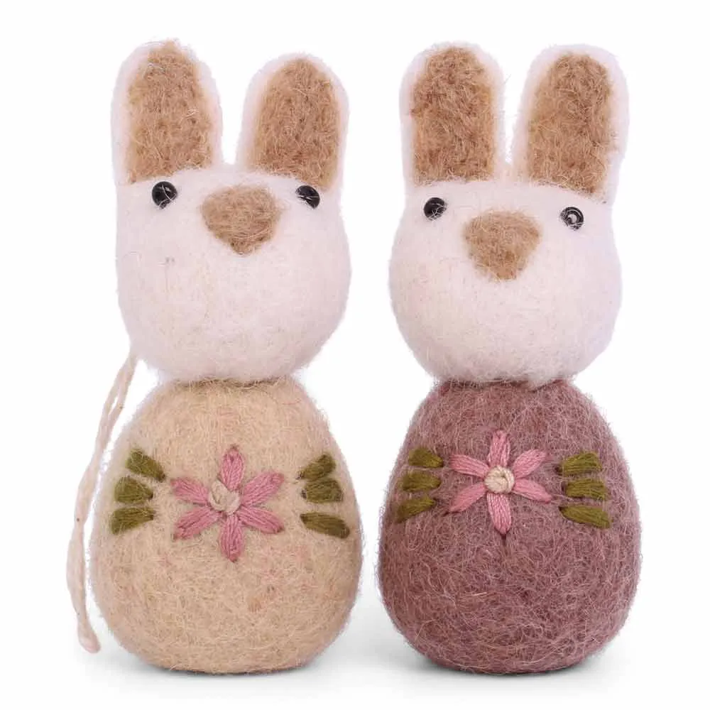 Gry & Sif - Anhänger Hase mit Blumen Stickerei Filz 2er-Set