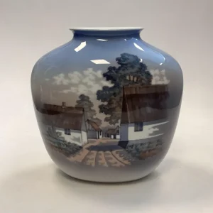 Lyngby Porcelæn Vase - Landsbyhuse No. 154/894
