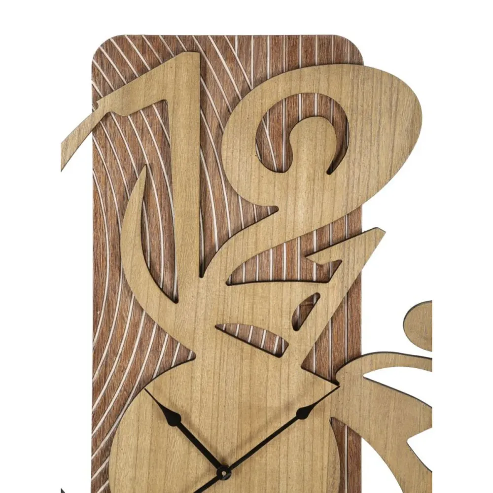 Futuristisch inspirierte, unregelmäßige Wanduhr – Künstlerisch-modernes Design Mauro Ferretti