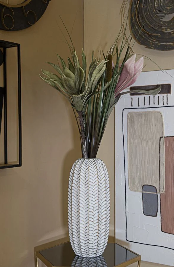 Kunstharzvase mit Blattmotiven – Raffiniertes Naturdesign Mauro Ferretti