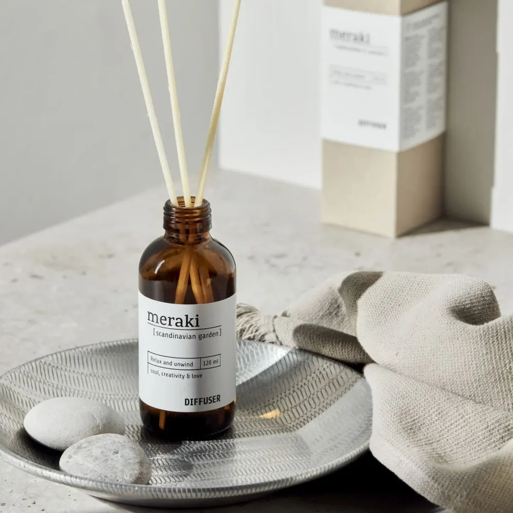 Meraki Scandinavian Garden Raumduft-Diffusor mit 7 Stäbchen
