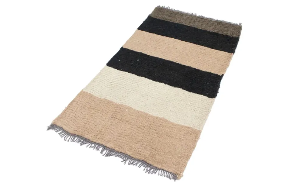 Nepal Teppich 140 x 70 cm - mehrfarbig