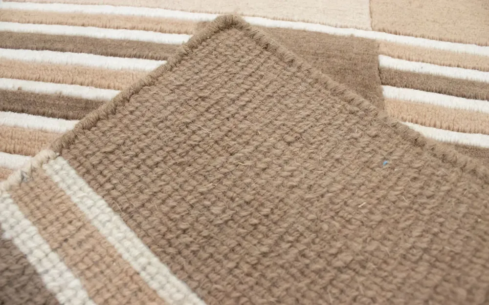 Nepal Teppich 140 x 70 cm - mehrfarbig