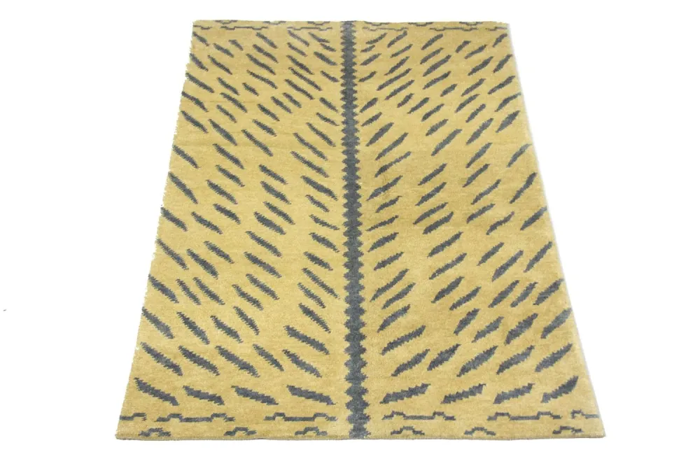 Nepal Teppich 190 x 140 cm - mehrfarbig