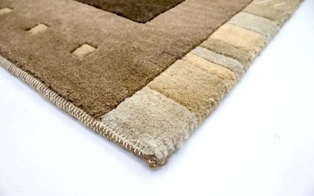 Nepal Teppich 197 x 143 cm - braun